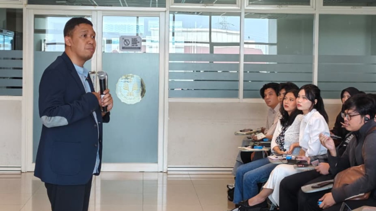 Profesi Bahasa di Era AI: Akademisi dan Praktisi Bahas Strategi Adaptasi dalam Interpreting Practitioner Series UNJ